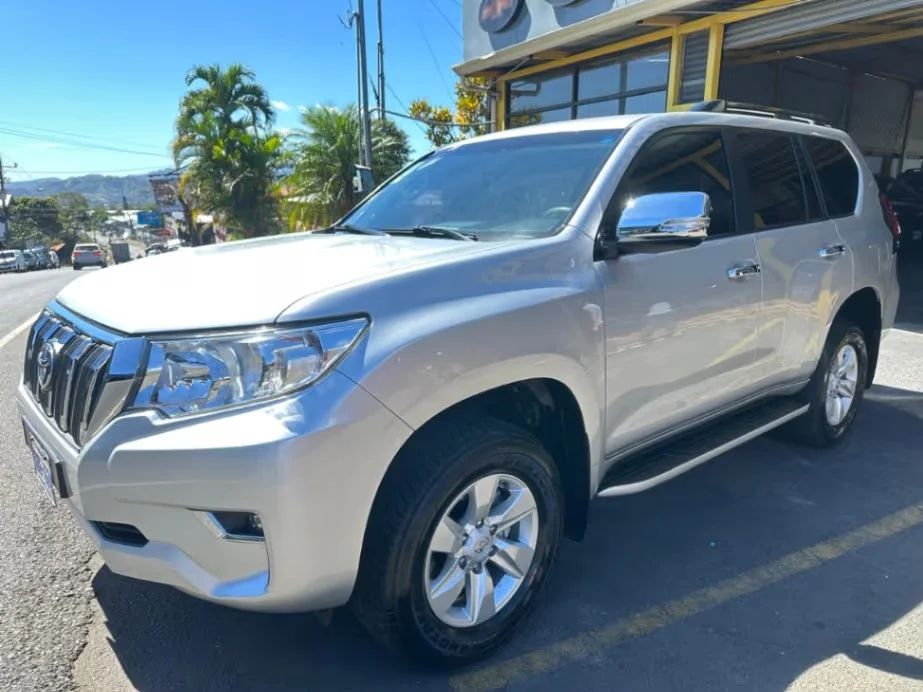 Toyota Land Cruiser Prado TX - Image 3