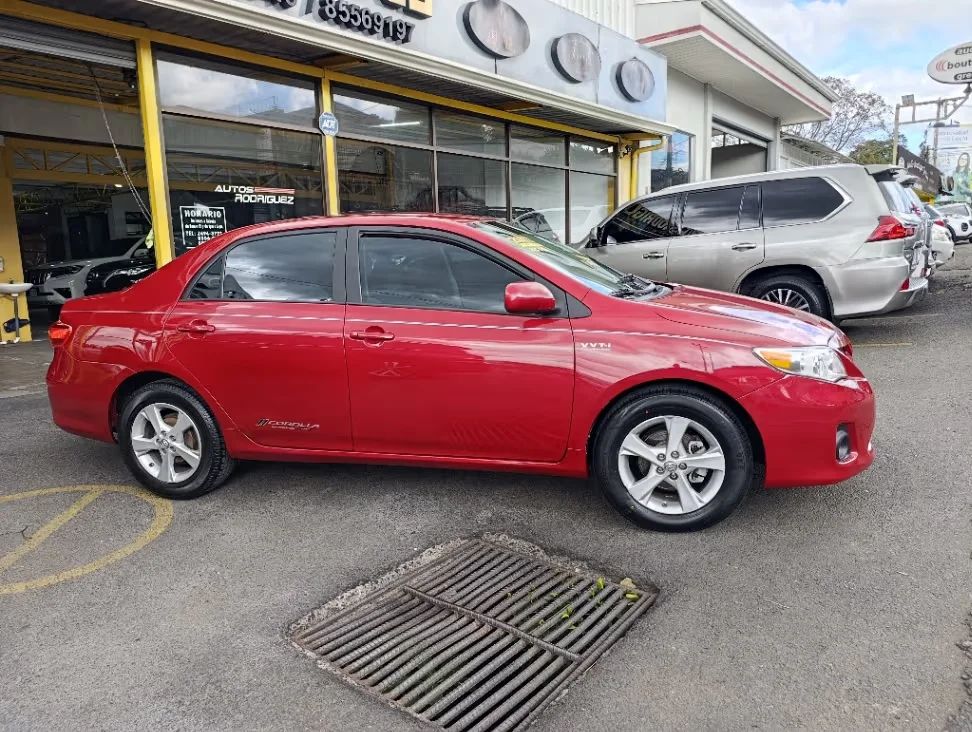 Toyota Corolla - Image 4
