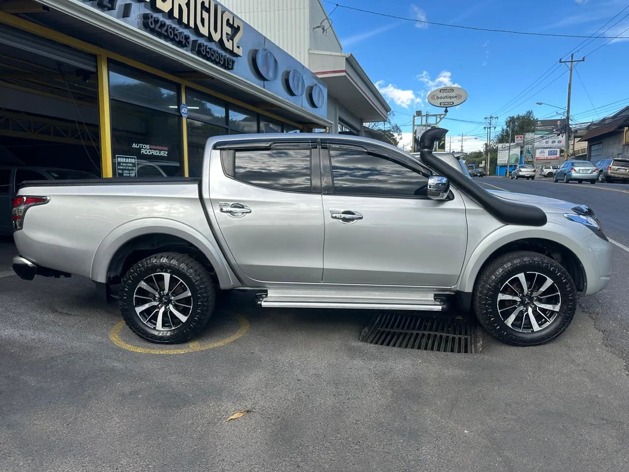 Mitsubishi L200 Sportero - Image 7