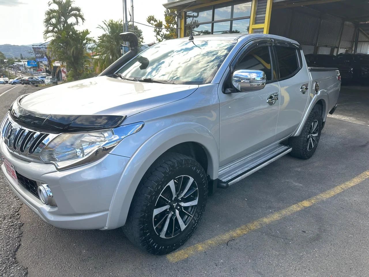 Mitsubishi L200 Sportero - Image 8