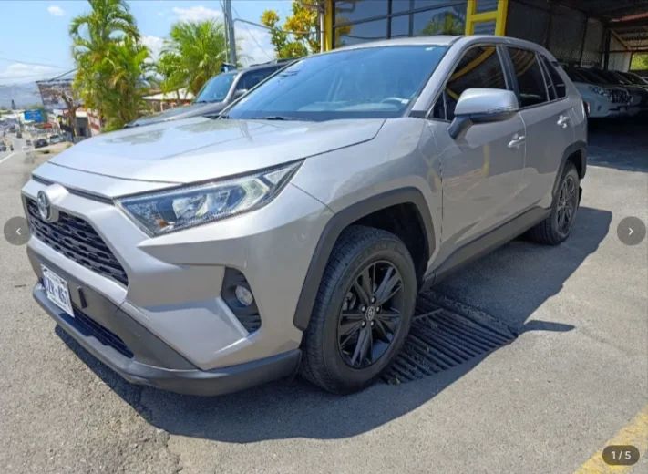 Toyota RAV4 - Image 3