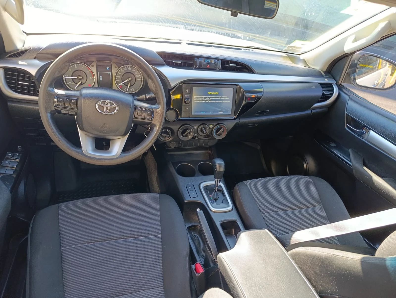 Hyundai Elantra - Image 4