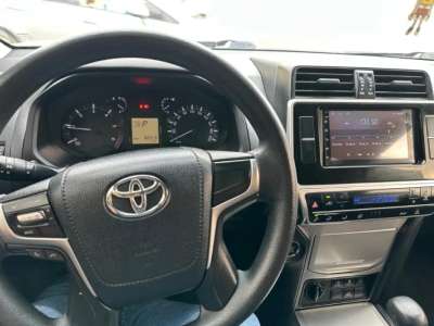 Toyota Land Cruiser Prado - Image 4