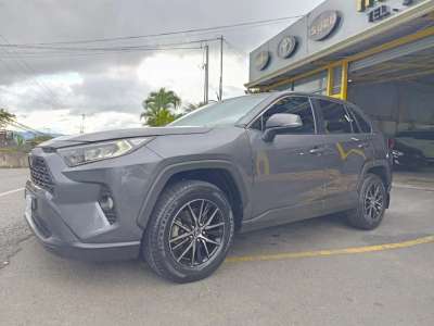Toyota RAV4 - Image 5