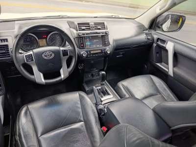 Toyota Land Cruiser Prado - Image 4