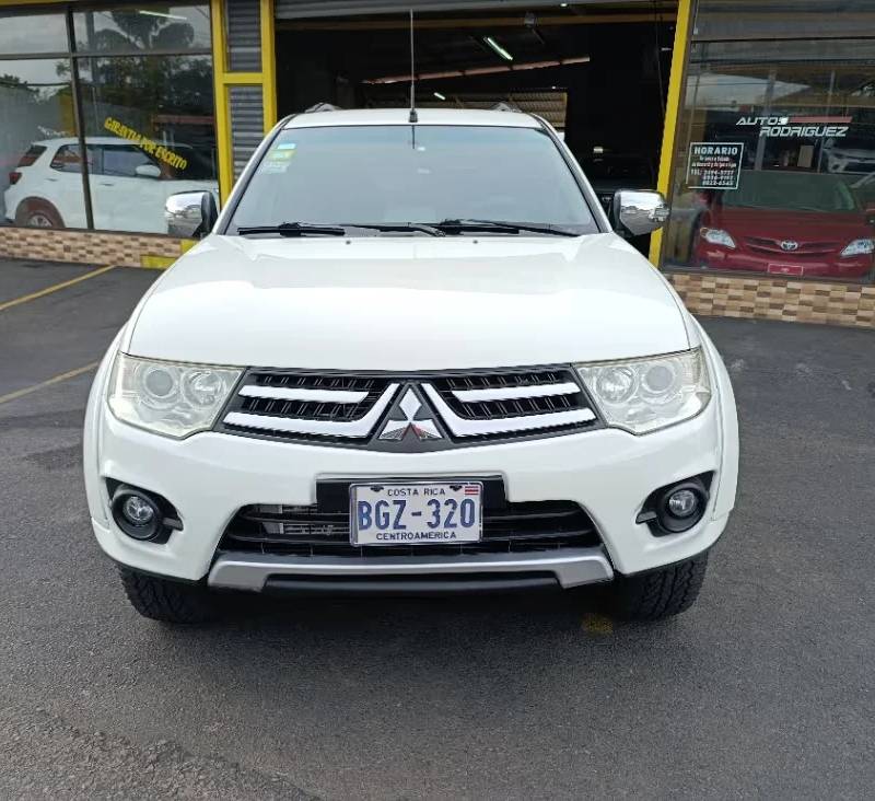 2015 Mitsubishi Montero Sport
