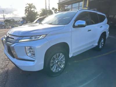 Mitsubishi Montero Sport - Image 1