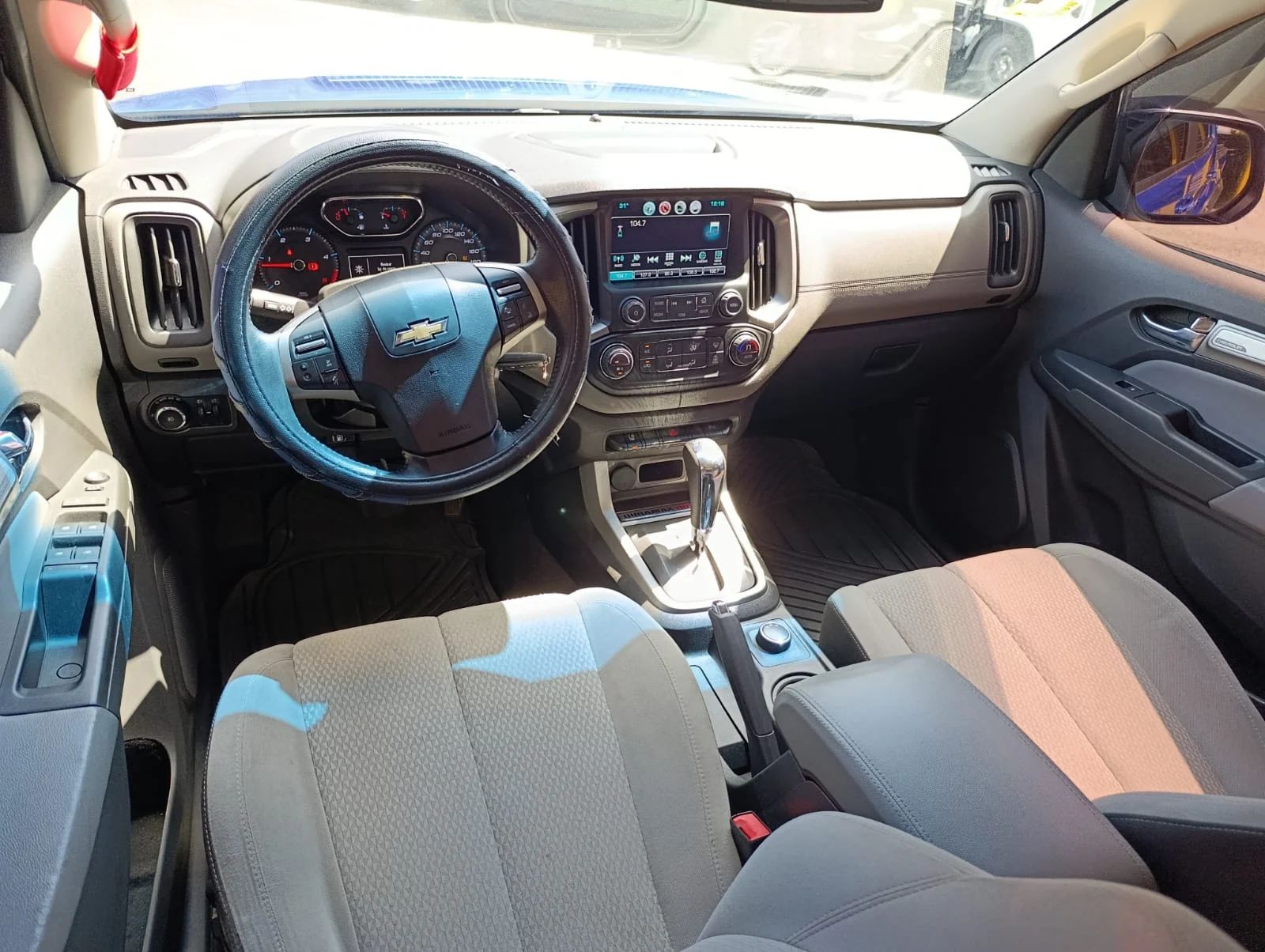 Chevrolet Colorado LTZ - Image 2