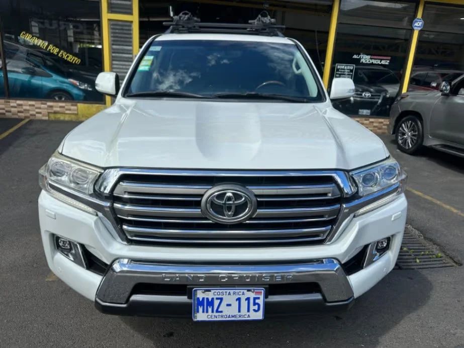 Toyota Land Cruiser VX - Image 6