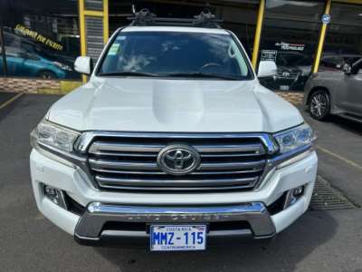 Toyota Land Cruiser VX - Image 6