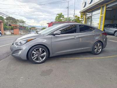 Hyundai Elantra - Image 5
