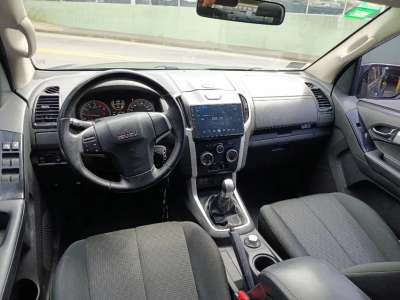 Isuzu Dmax - Image 2