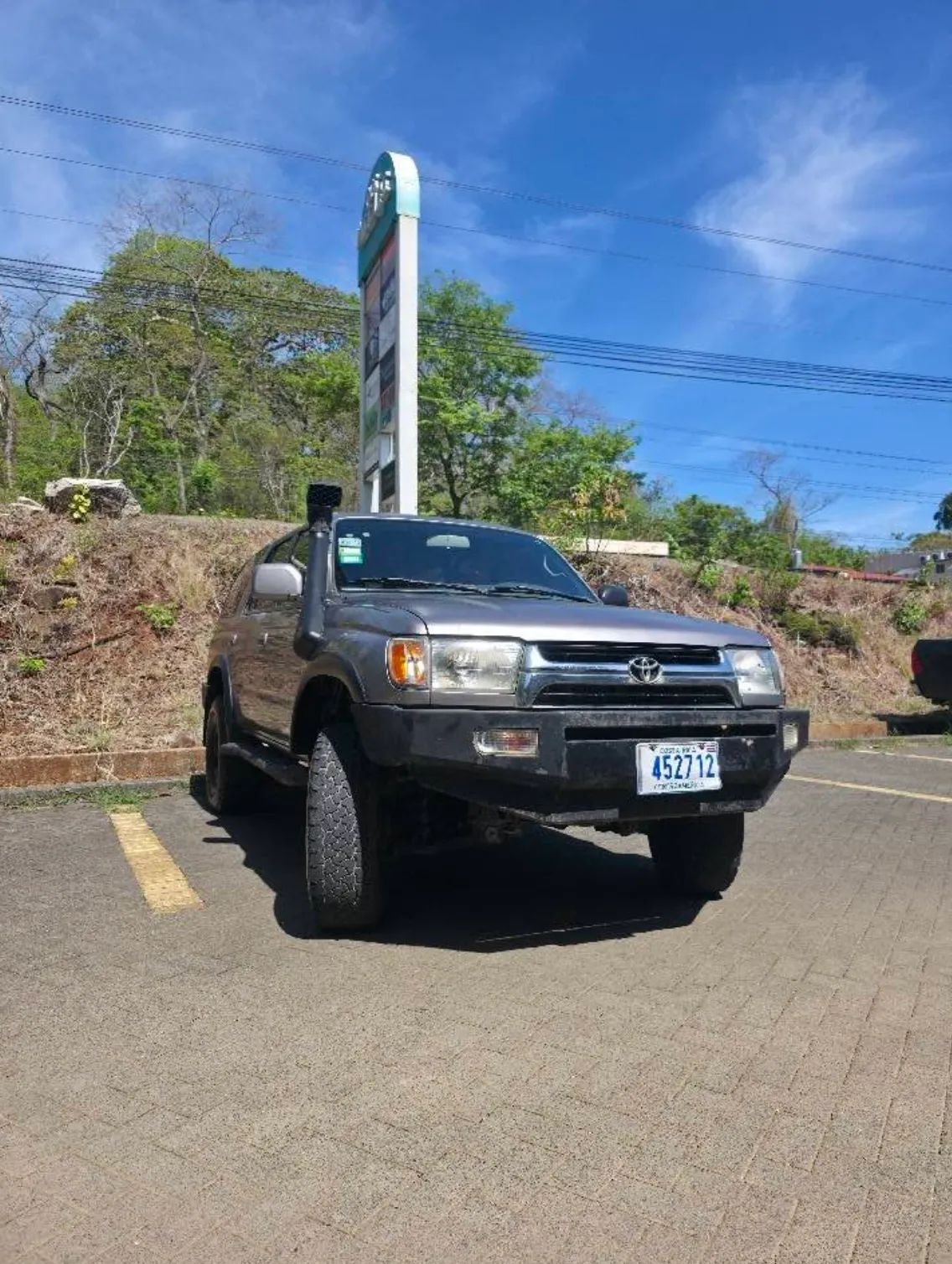 Toyota 4Runner - Image 6