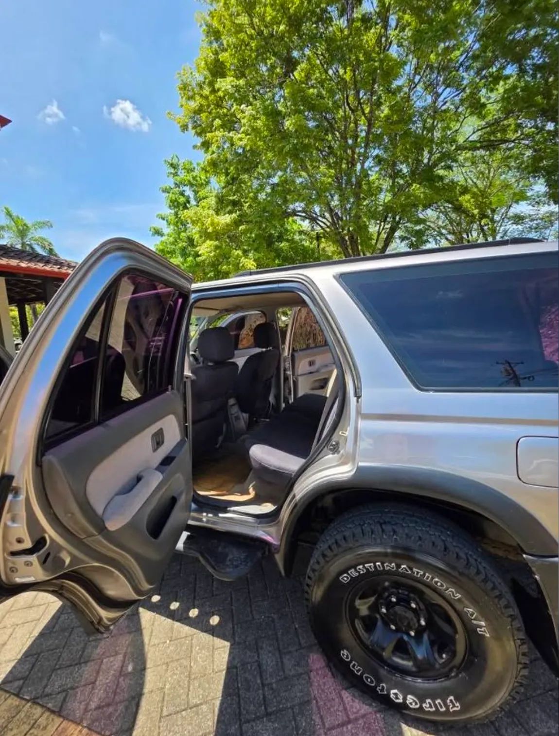 Toyota 4Runner - Image 10