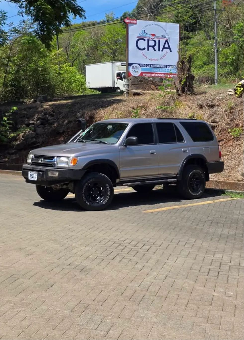 Toyota 4Runner - Image 11