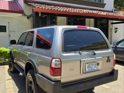 Toyota 4Runner - Image 12