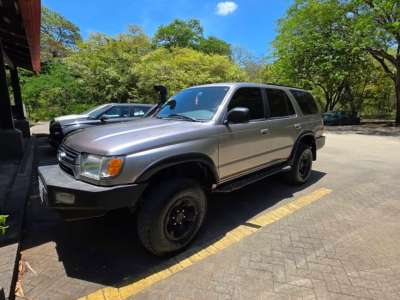 Toyota 4Runner - Image 3