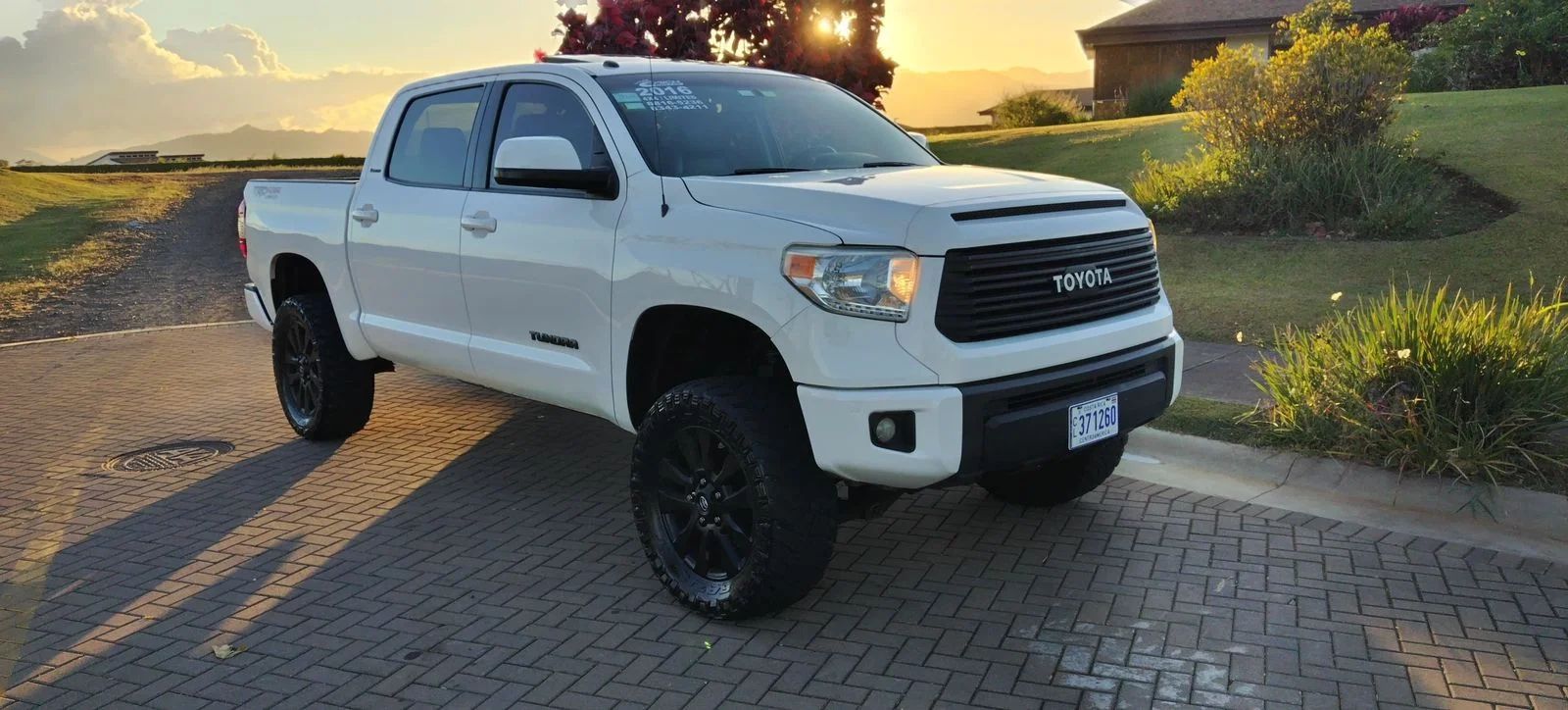 Toyota Tundra - Image 1