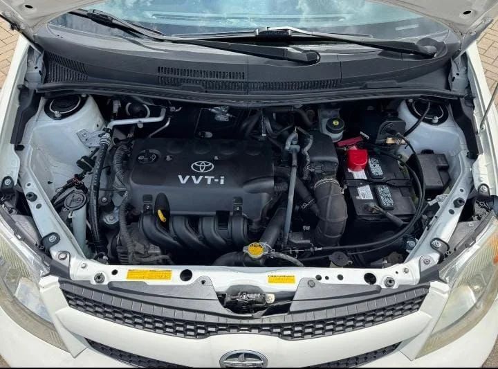 Toyota SCION XA - Image 3