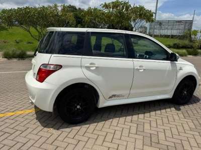 Toyota SCION XA - Image 4