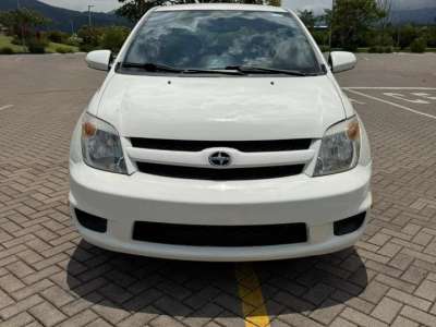 Toyota SCION XA - Image 1