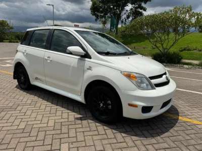 Toyota SCION XA - Image 5