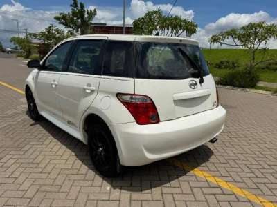 Toyota SCION XA - Image 7