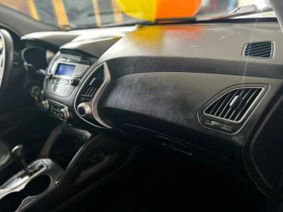 Hyundai Tucson - Image 10