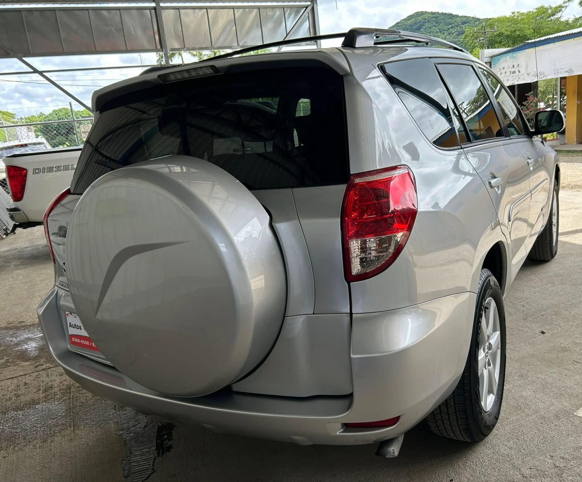 Toyota RAV4 - Image 2