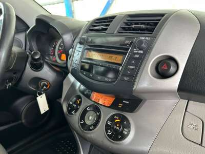 Toyota RAV4 - Image 3