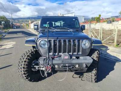 Jeep Wrangler Rubicon Gladiator - Image 7