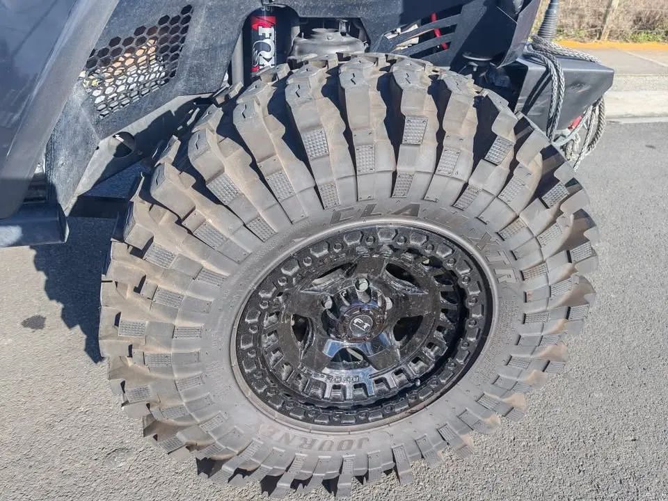 Jeep Wrangler Rubicon Gladiator - Image 10