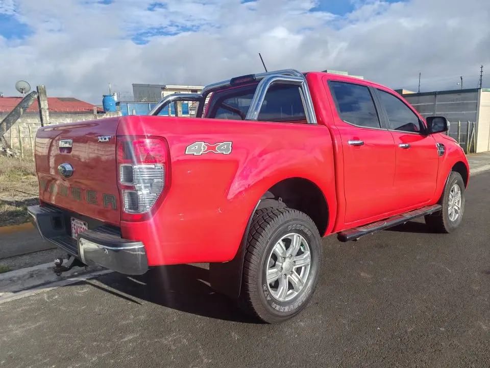 Ford Ranger XLT - Image 3