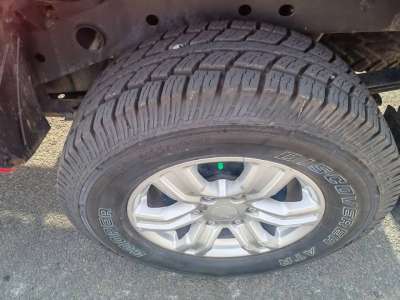 Ford Ranger XLT - Image 8
