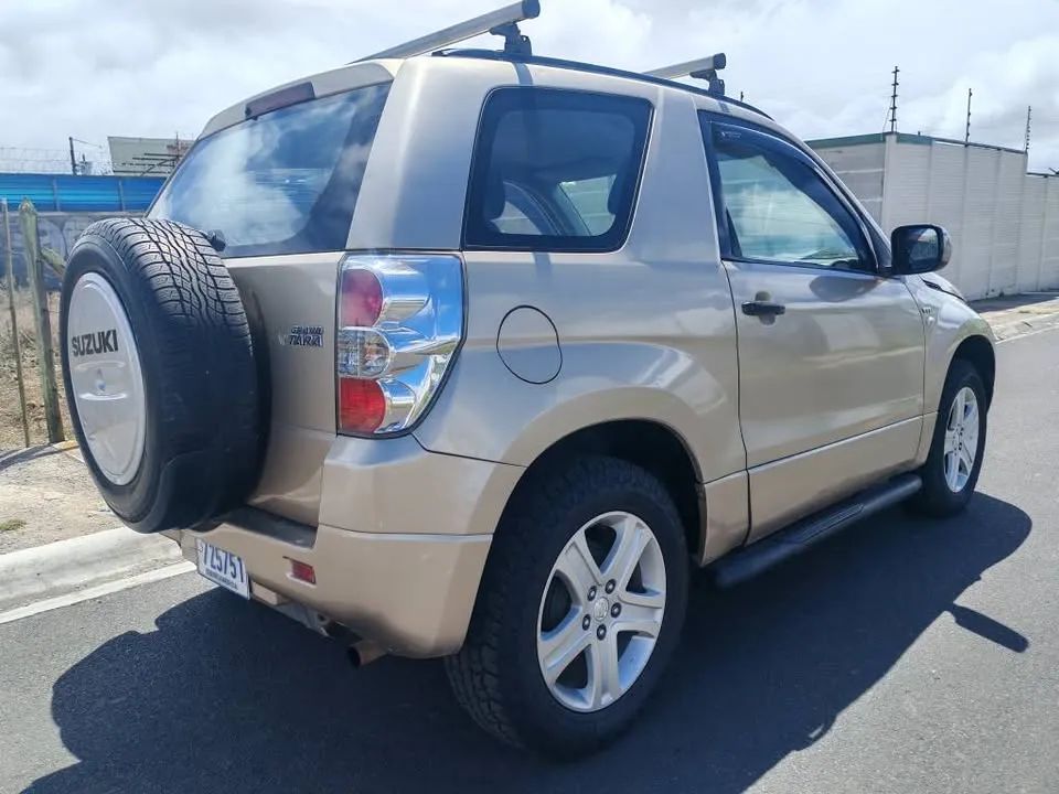 Suzuki Vitara - Image 5