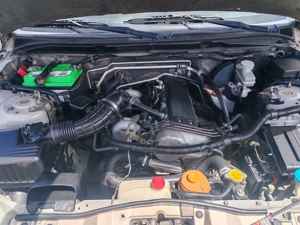 Suzuki Vitara - Image 14
