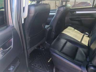 Toyota Hilux - Image 10
