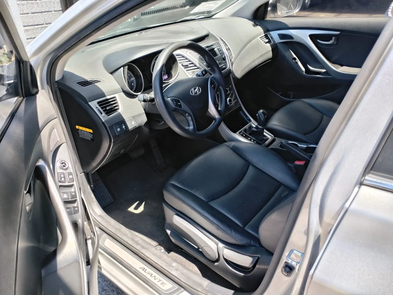 Hyundai Avante - Image 3