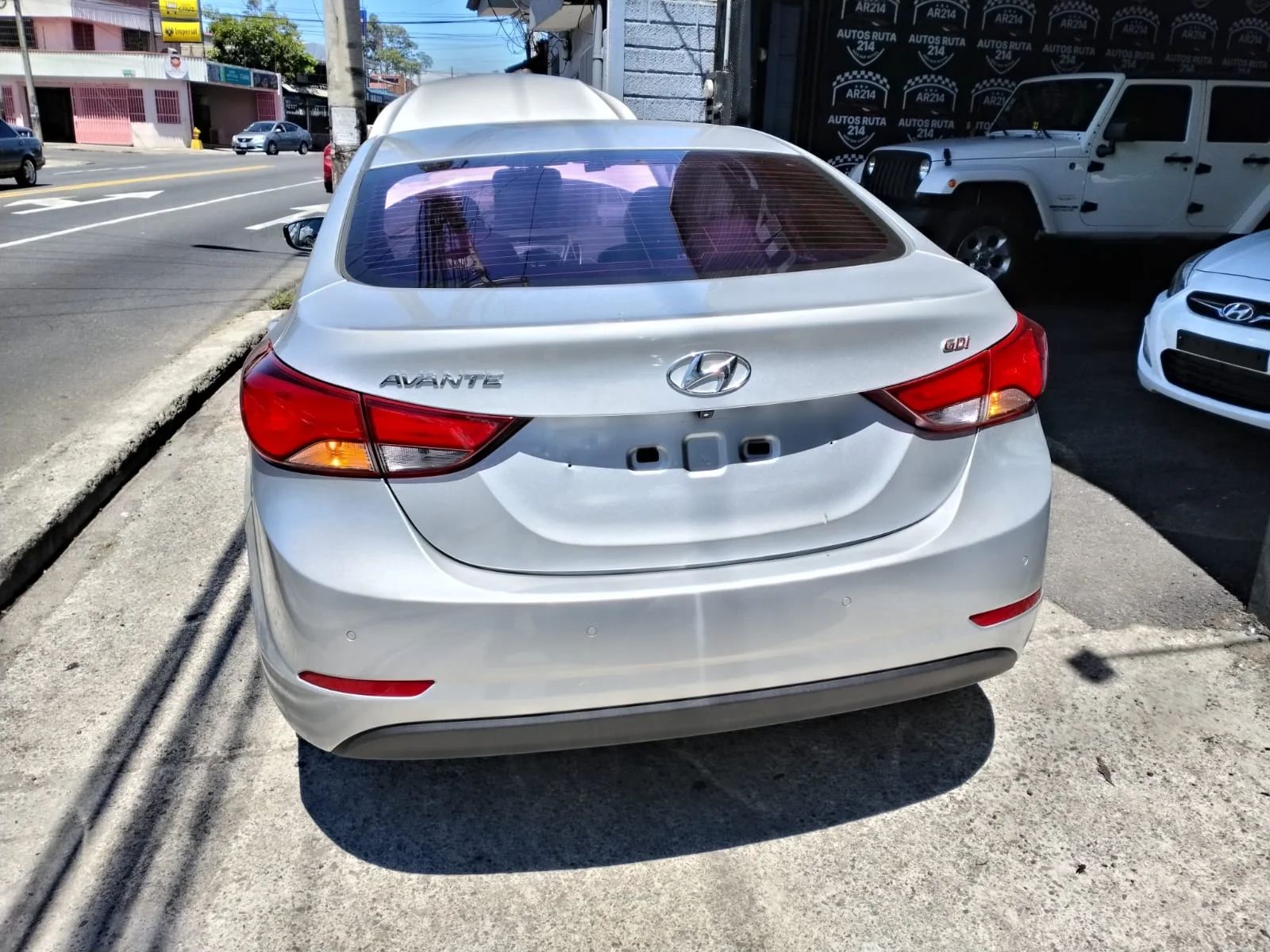 Hyundai Avante - Image 7