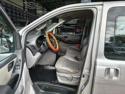 Hyundai Grand Starex - Image 4