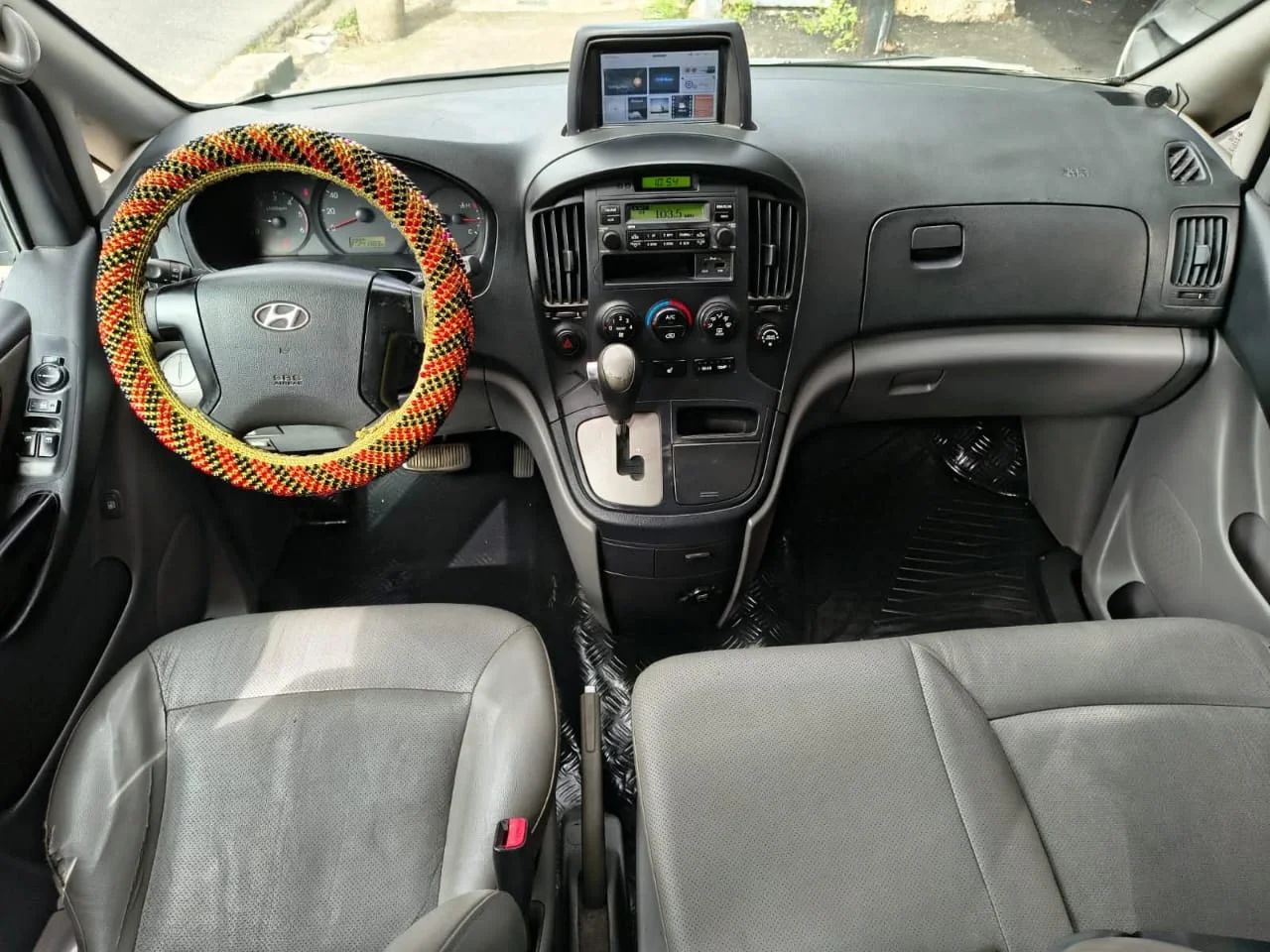 Hyundai Grand Starex - Image 6