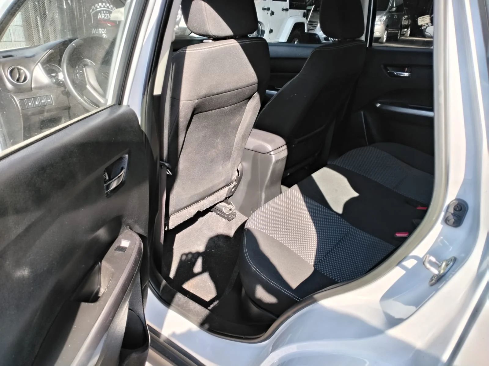 Suzuki Vitara - Image 3