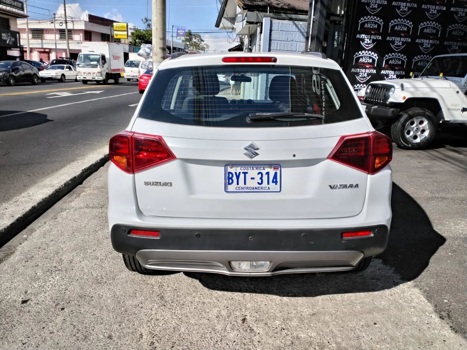 Suzuki Vitara - Image 7