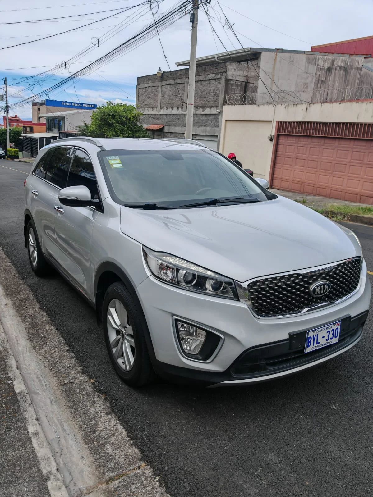 Kia Sorento - Image 1