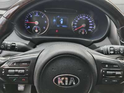 Kia Sorento - Image 7