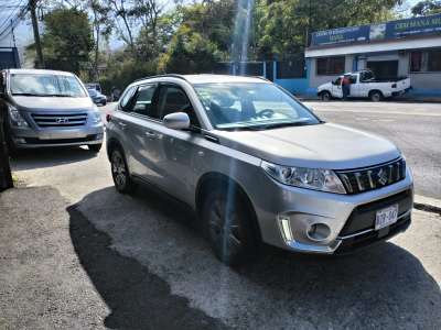 Suzuki Vitara - Image 2