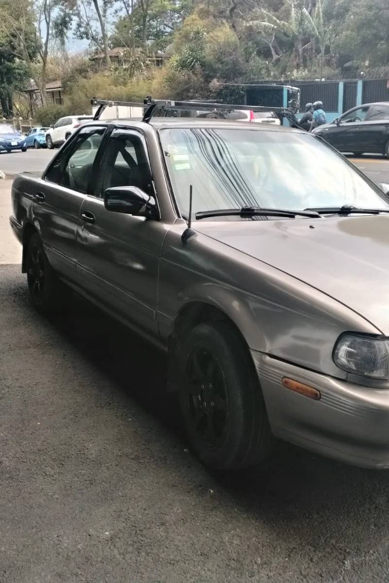 1994 Nissan Sentra