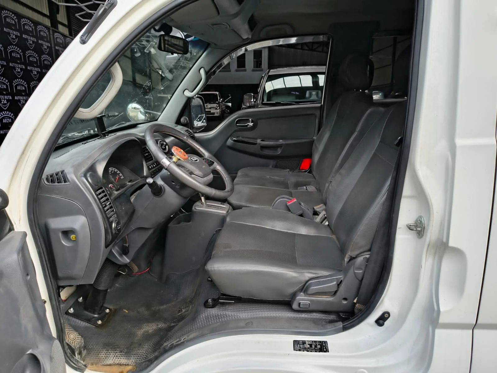 Kia Bongo III - Image 4