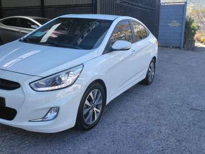 Hyundai Accent - Image 3