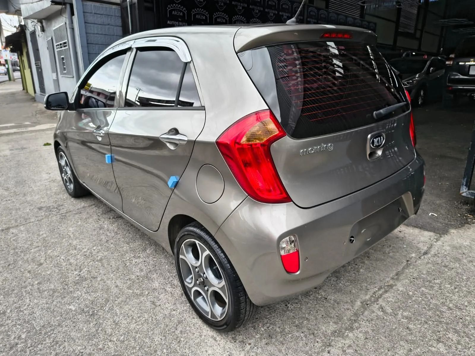 Kia Morning - Image 7